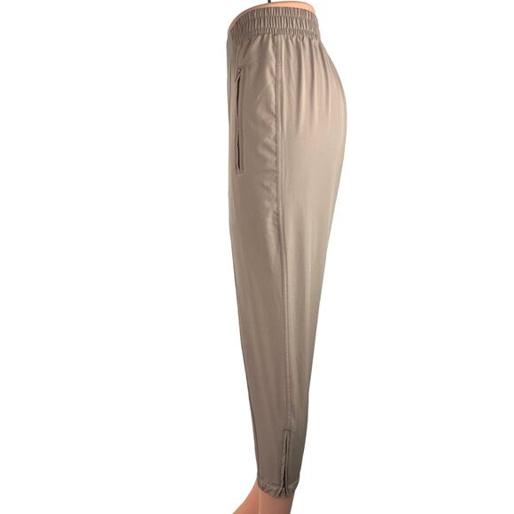 Old Navy Beige Pull On Elastic Waist Stretch Activewear Jogger Trouser Pants XS - Picture 2 of 4